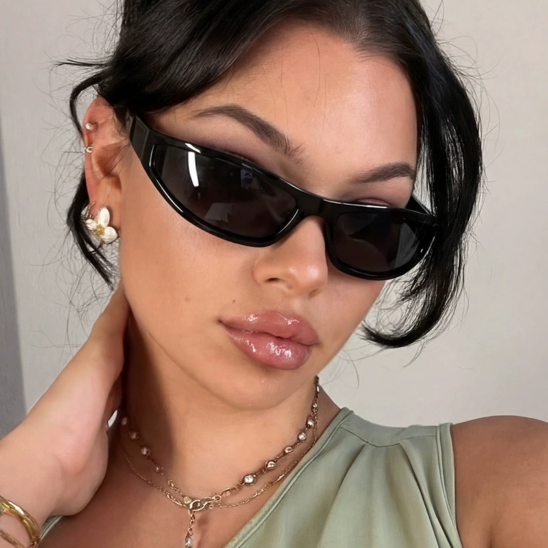 Vintage Fashion Y2K - Y2K Narrow Rectangle Wrap Around Sunglasses