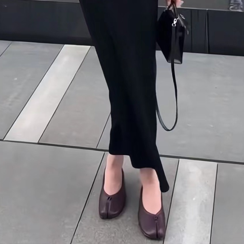 Fashion Split Toe Flat Hoof Ma - Vintage Fashion Aesthetic 评论和价格