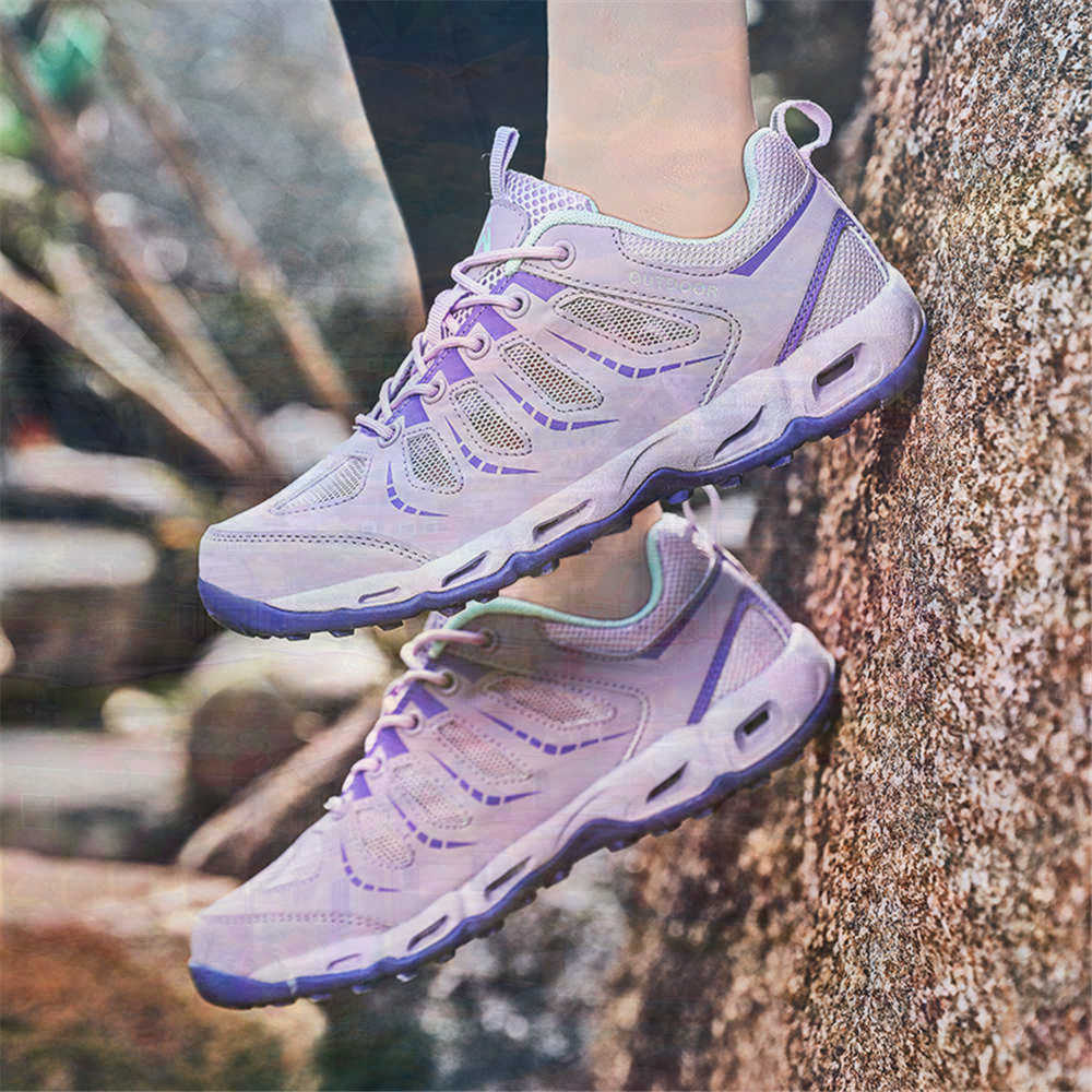 Sumer Round Tip Silver Sneaker - Vintage Fashion Resale 评论和价格