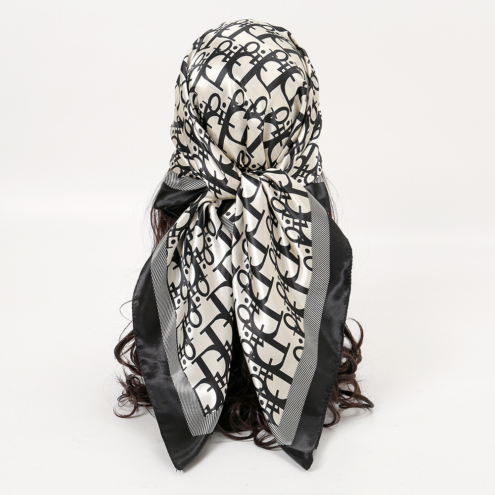 1 Pcs 90cm Ladies' Silk Scarf  - Vintage Fashion Hijab 评论和价格